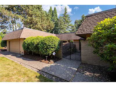 9960 SW Melnore St Portland, OR 97225