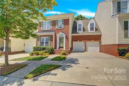 14509 Greenpoint Ln Huntersville, NC 28078
