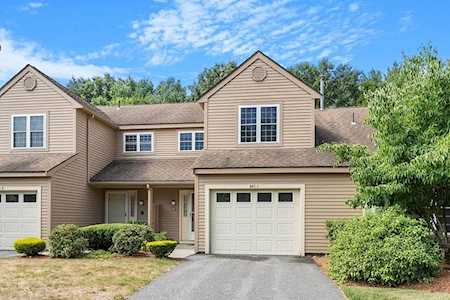 903 Ridgefield Cir #C Clinton, MA 01510