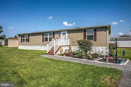 15 Amber CIRCLE New Holland, PA 17557