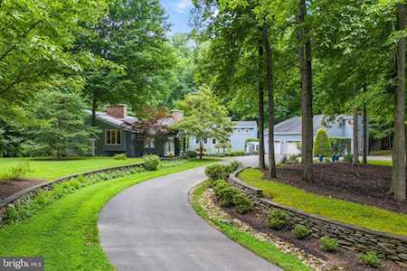 7609 Partridge Berry Ln Clifton, VA 20124