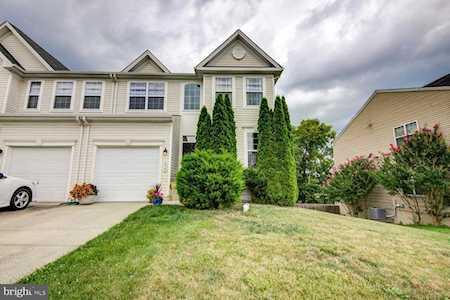 215 Pennshire Dr Lancaster, PA 17603