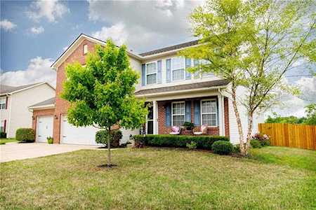 2437 Liatris Dr Plainfield, IN 46168