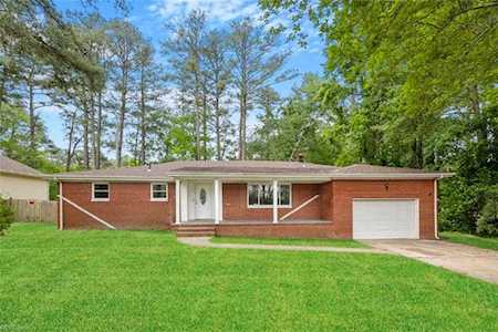 1316 Goodman St Chesapeake, VA 23321