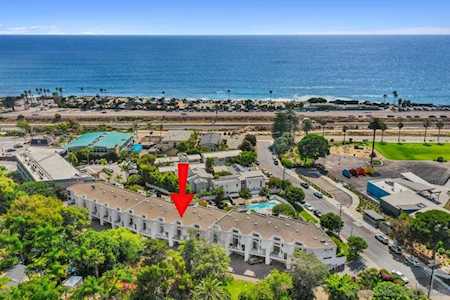 155 Mozart Ave Cardiff By The Sea, CA 92007