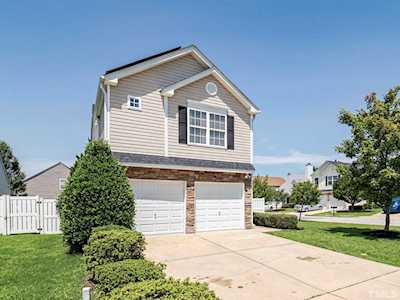 8117 Bright Oak Trail Raleigh, NC 27616