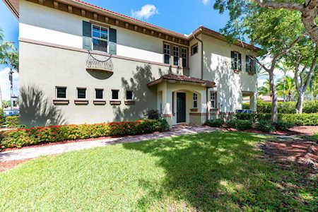 6093 NW 116th Drive Coral Springs, FL 33076