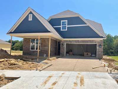 5718 E Hollow Oak Dr Arlington, TN 38002