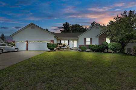 1825 Packard Ct Dardenne Prairie, MO 63368