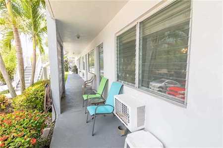 1920 NE 51st Ct #103 Fort Lauderdale, FL 33308