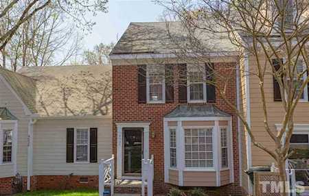 4524 Hamptonshire Drive Raleigh, NC 27613
