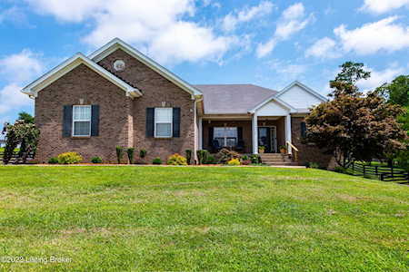 2211 Courtney Dr La Grange, KY 40031