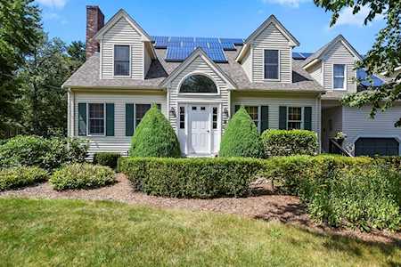 25 Fieldcrest Landing East Bridgewater, MA 02333