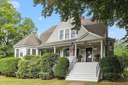 60 Bryn Mawr Ave Auburn, MA 01501