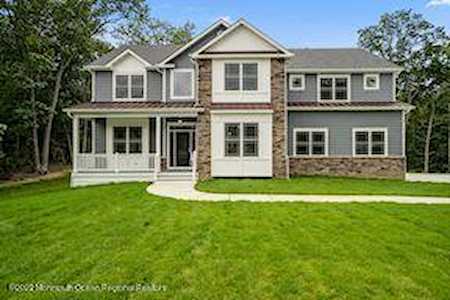 2443 Rolling Hills Way Manasquan, NJ 08736