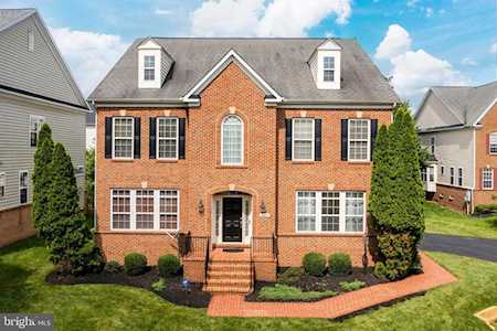 22807 Angelique Dr Brambleton, VA 20148