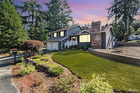 32752 33rd Ave SW Federal Way, WA 98023