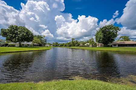 14584 Autumn Avenue Wellington, FL 33414