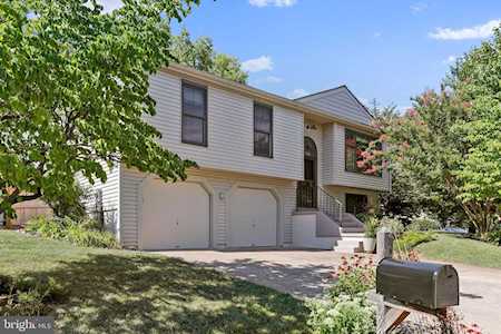 410 Navaho Dr Frederick, MD 21701