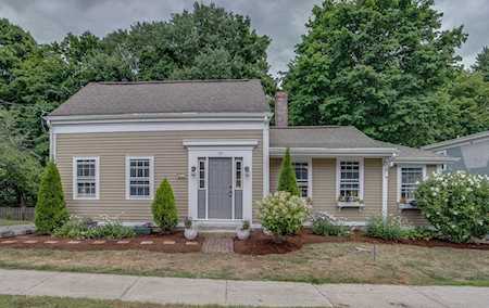 52 South Rd Bedford, MA 01730