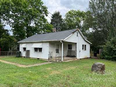 1072 Chandler Dr Rock Hill, SC 29732