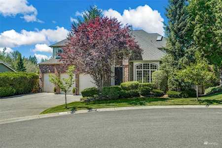 2151 266th Ct SE Sammamish, WA 98075