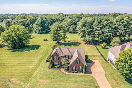 1009 Dillon Ln Gallatin, TN 37066