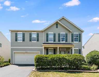 2217 Park Ridge Dr Plainfield, IL 60586