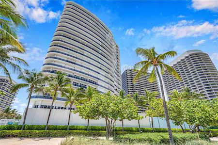 9601 Collins Ave #1102 Bal Harbour, FL 33154