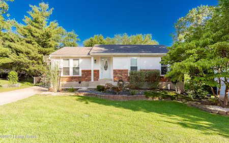 7303 Autumn Bent Way Crestwood, KY 40014