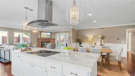 2972 Teakwood Place Costa Mesa, CA 92626