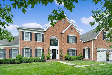 5 Tournament Drive White Plains, NY 10605