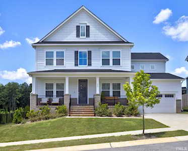 424 Teal Lake Drive Holly Springs, NC 27540