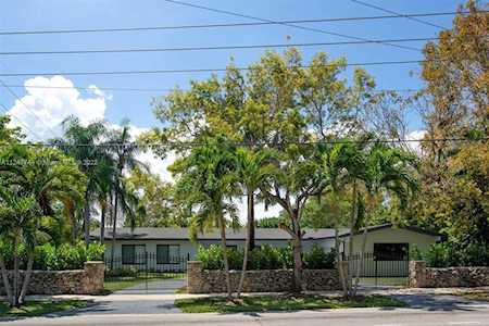 13560 SW 77th Ave Pinecrest, FL 33156
