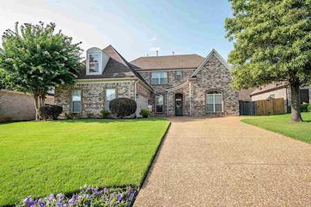 195 Whispering Meadows Dr Oakland, TN 38060