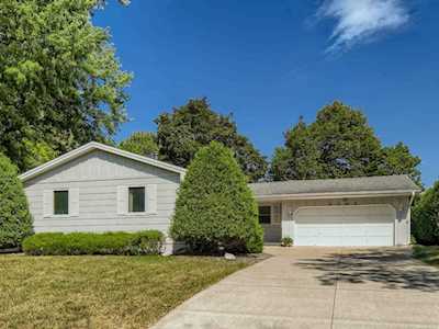 2732 Zealand Avenue N New Hope, MN 55427