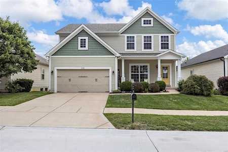508 Country Chase Dr Lake St Louis, MO 63367