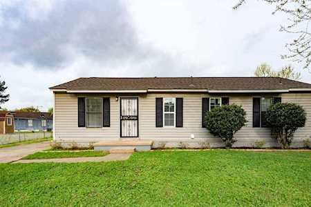 5019 Apple White Ln Memphis, TN 38109