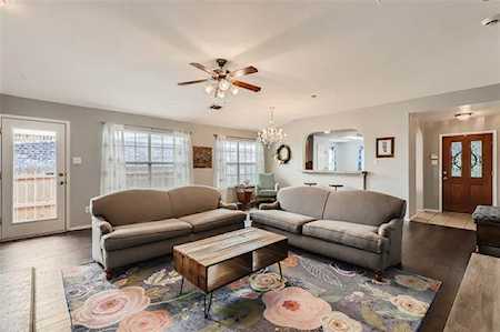 1317 Chestnut Hill Drive Wylie, TX 75098