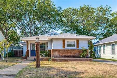 4528 Pershing Avenue Fort Worth, TX 76107