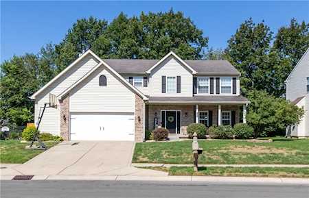 1842 Red Phister Dr Avon, IN 46123