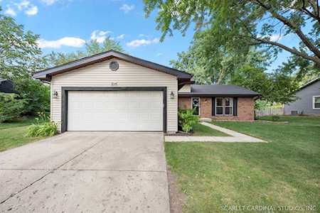 104 Encina Dr Naperville, IL 60540