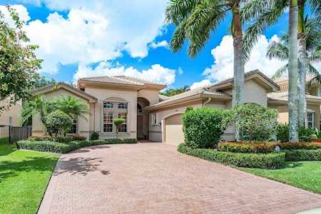 11862 Foxbriar Lake Trail Boynton Beach, FL 33473
