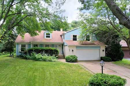 1026 S Gull Ct Palatine, IL 60067
