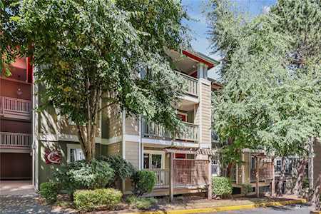 7711 NE 175th St #C205 Kenmore, WA 98028