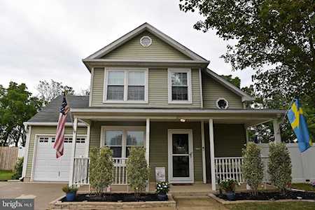211 Stirrup Rd Swedesboro, NJ 08085