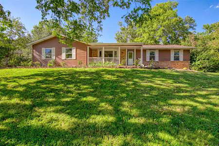 706 Balboa Ct Weldon Spring, MO 63304