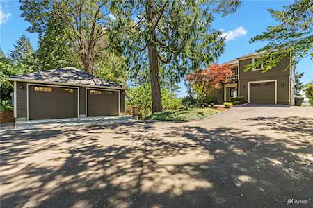2533 Cascade Way Longview, WA 98632