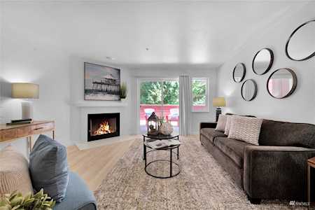 15615 Waynita Way NE #B107 Bothell, WA 98011