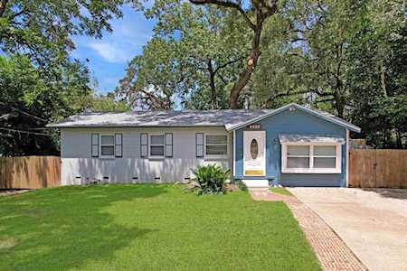 2420 Surrey St Tallahassee, FL 32304